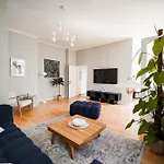 Musikviertel Zentrum Sued - Zentral Und Dennoch Ruhig Appartement
