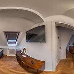 Musikviertel Zentrum Sued - Zentral Und Dennoch Ruhig Appartement