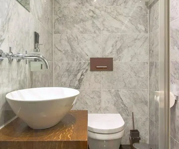 Musikviertel Zentrum Sued - Zentral Und Dennoch Ruhig Appartement