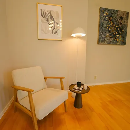 Musikviertel Zentrum Sued - Zentral Und Dennoch Ruhig لبسيا