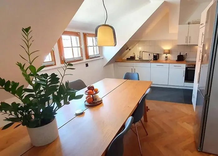 Апартаменты Musikviertel Zentrum Sued - Zentral Und Dennoch Ruhig