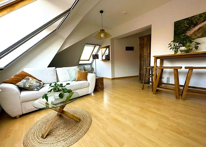 Musikviertel Zentrum Sued - Zentral Und Dennoch Ruhig Апартаменты *